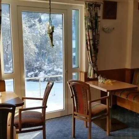 Groepshuis Winterberg Hotel Elkeringhausen